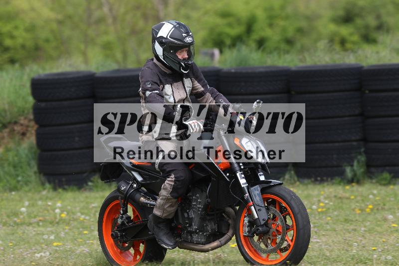 Archiv-2025/10 23.04.2025 Cornu Master School ADR/rot-rouge/57